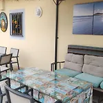 Semesterbostad Geraeumiges Haus Mit Exklusivem Schwimmbad Und Solarium- By Interhome Las Galletas