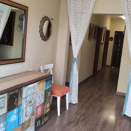 Geraeumiges Haus Mit Exklusivem Schwimmbad Und Solarium- By Interhome Casa vacanze
