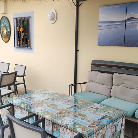 Casa vacanze Geraeumiges Haus Mit Exklusivem Schwimmbad Und Solarium- By Interhome Las Galletas