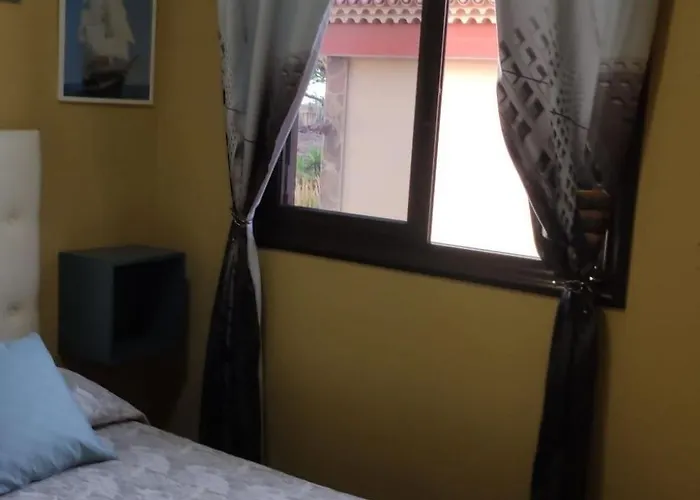 Geraeumiges Haus Mit Exklusivem Schwimmbad Und Solarium- By Interhome 別荘 *