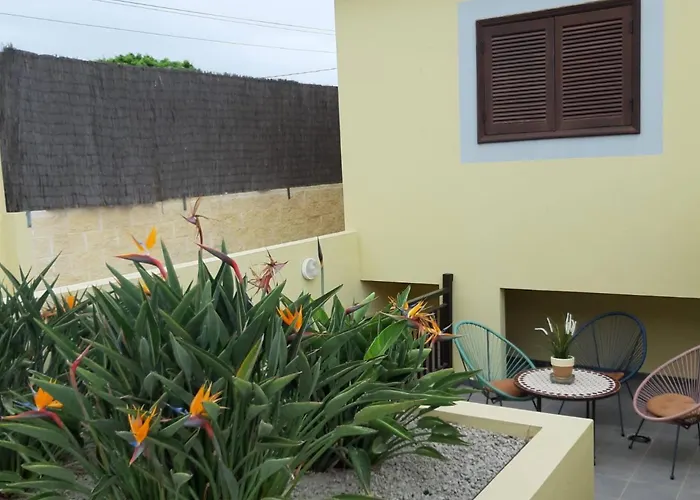 Ferienhaus Geraeumiges Haus Mit Exklusivem Schwimmbad Und Solarium- By Interhome *