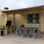Geraeumiges Haus Mit Exklusivem Schwimmbad Und Solarium- By Interhome Feriehus