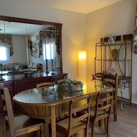 Geraeumiges Haus Mit Exklusivem Schwimmbad Und Solarium- By Interhome Vakantiehuis Las Galletas