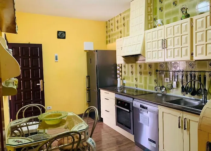 Geraeumiges Haus Mit Exklusivem Schwimmbad Und Solarium- By Interhome Vakantiehuis *