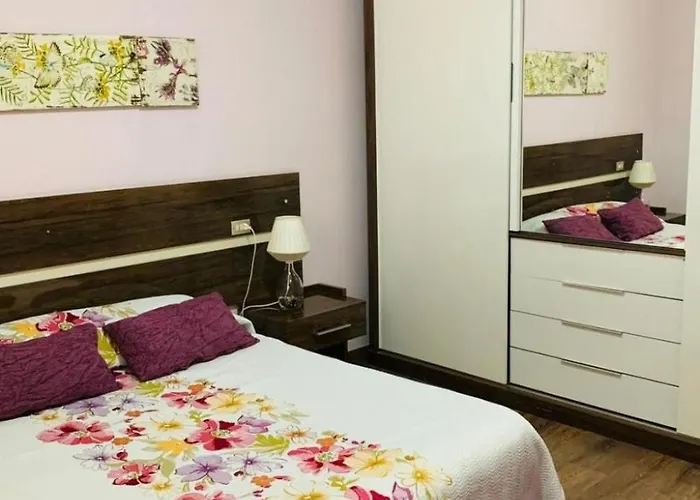 Geraeumiges Haus Mit Exklusivem Schwimmbad Und Solarium- By Interhome Las Galletas