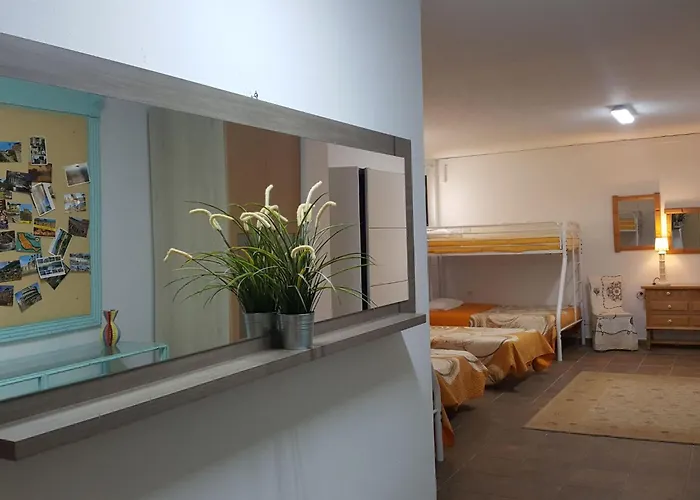 Geraeumiges Haus Mit Exklusivem Schwimmbad Und Solarium- By Interhome Vakantiehuis *