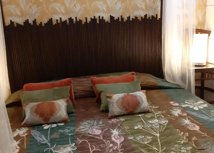 Geraeumiges Haus Mit Exklusivem Schwimmbad Und Solarium- By Interhome Vakantiehuis *