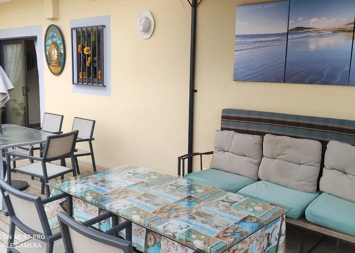 Vakantiehuis Geraeumiges Haus Mit Exklusivem Schwimmbad Und Solarium- By Interhome Las Galletas